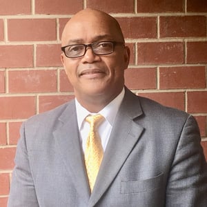 headshot-Edwin-knox