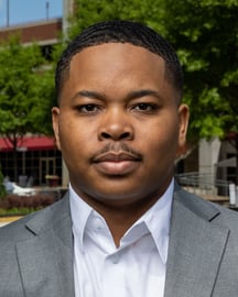 Headshot of Emani  Saucier