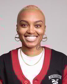 Headshot of Jasmin Henderson