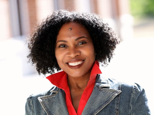 headshot_stephanie_dunn_1