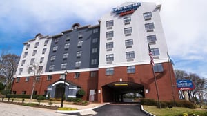 hotel-card_Fairfield_ATL_Airport_North